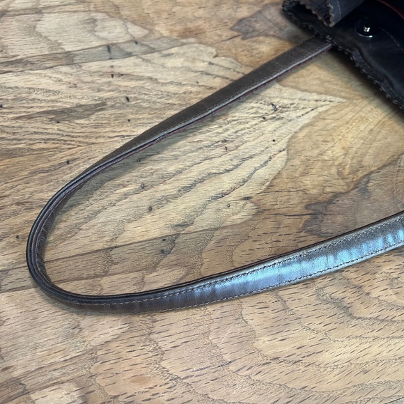 Donald J. Pliner Genuine Leather Handbag Croc-embossed Brown Patent Shine - Picture 9 of 13